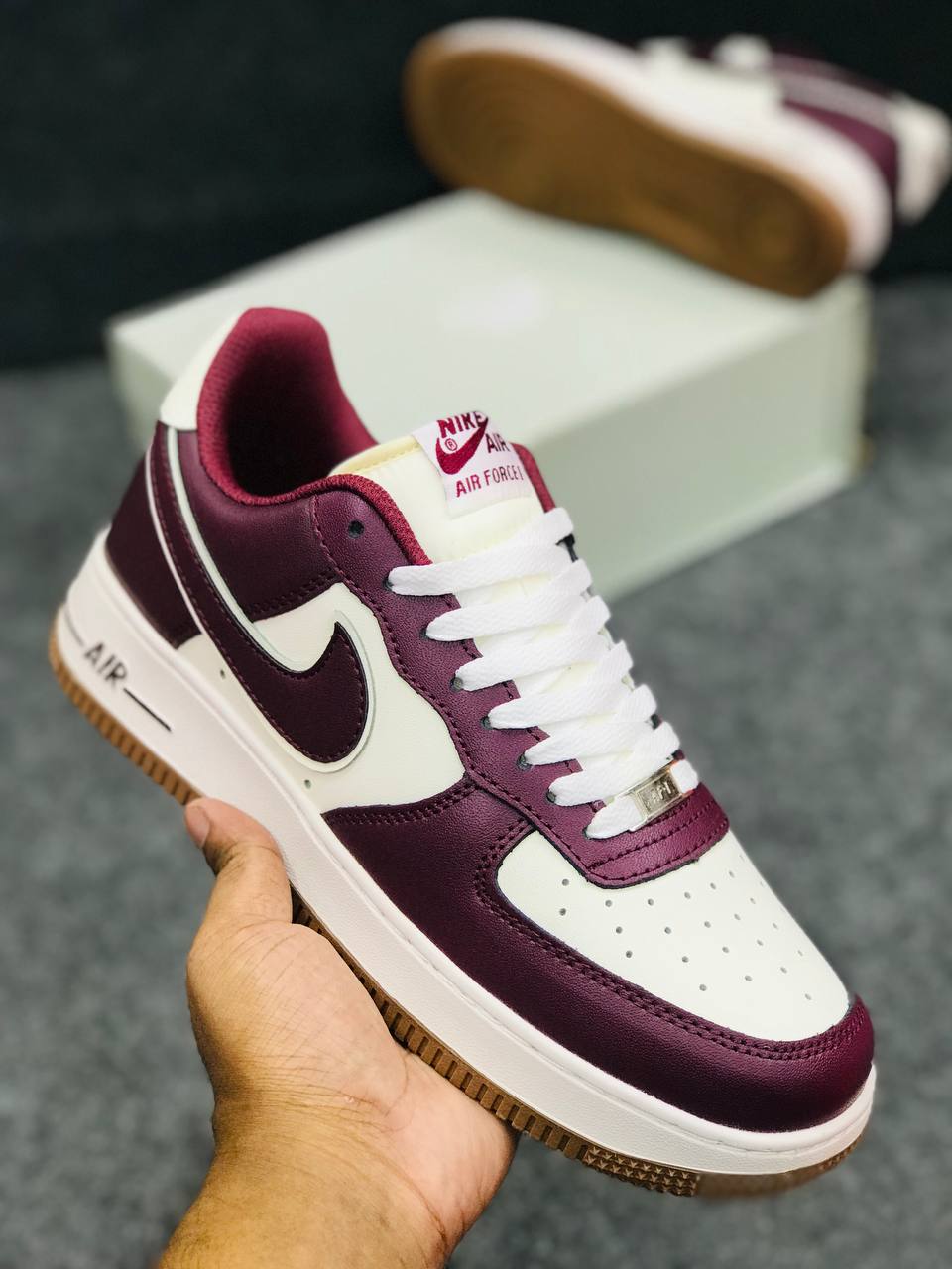 Nike Air Force 1 LV8 3