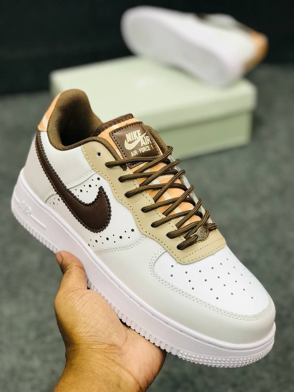 Nike Air Force 1 Low LV8
