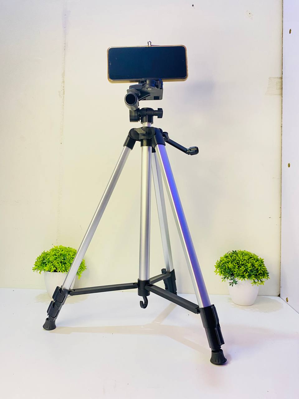 Tripod WT 330A