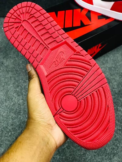 Jordan 1 Retro High OG Chicago Lost and Found_img_1